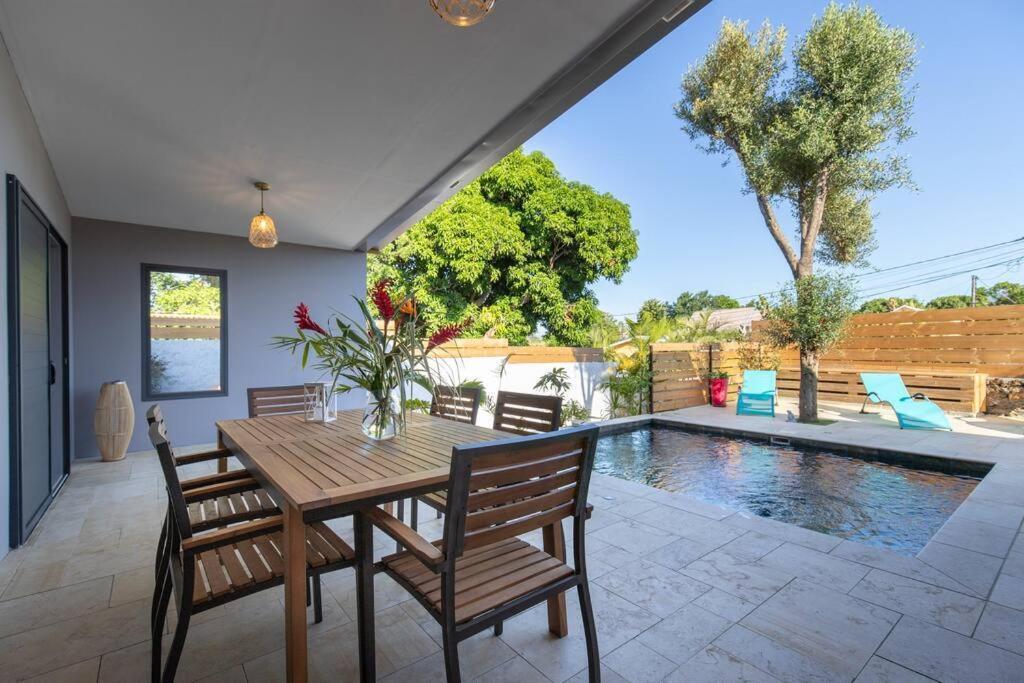Villa Benjoin St-Pierre Piscine Chauffee Et Mer Saint Pierre Εξωτερικό φωτογραφία